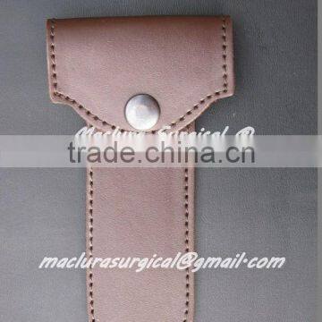 POUCH FOR SAFETY RAZOR