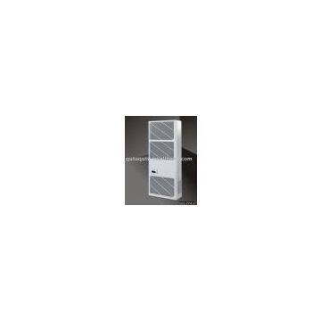 Panel air conditioner