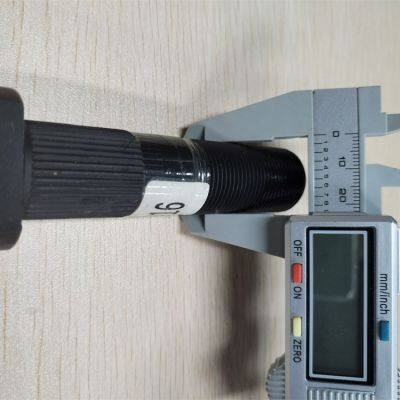 WST213-0016 101mm M22*1.5*88*10.9 JY31FS3-03051 10.9 Bus Spare Parts 3103-00260 Heat Treatment Axle Hub Wheel Bolts and Nuts photo-3