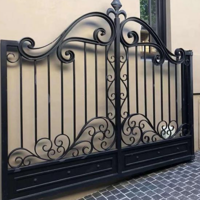 Decorative Metal Fencing | Wrought Iron Garden Fence and House Main Gate