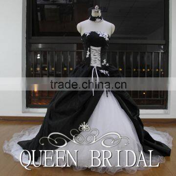Real Works Strapless Black and White Wedding Dresses 2015 Ball Gown photo-2
