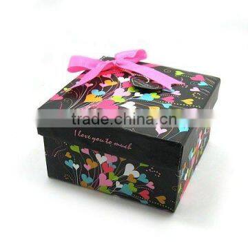 Paper gift box