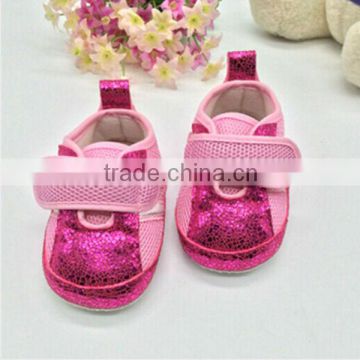 2014 high quality red color help baby learn walker baby shoe