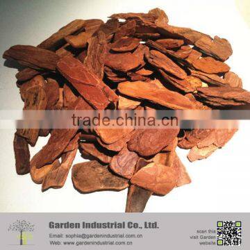 Tree Bark Mulch for Garden Plants