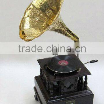 Antique Gramophone / Brass Gramophone / Decorative Gramophone / Phonograph / Imitation Art