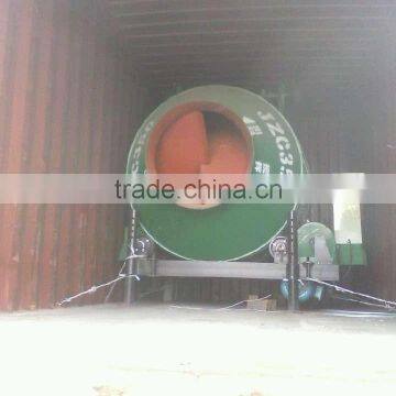 Concrete Mixer With Hydraulic Type Diesel Engine in Stock photo-2