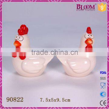 White Ceramic Salt and Pepper Shaker Set photo-2