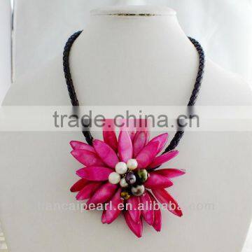 Clearence!!! 3pieces/lot fashion popular pearl and shell red flower necklace for wedding.free shipping