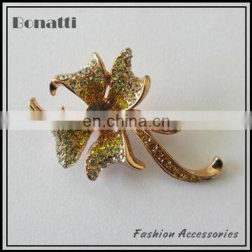 zinc alloy rhinestone crystal brooch