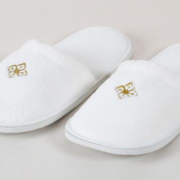 Eliya Custom Spa Disposable Closed Toe Hotel Slippers With Eva Sole