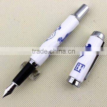 Fountain Pen Blue and White Porcelain Dragon Medium Nib 18kgp photo-3