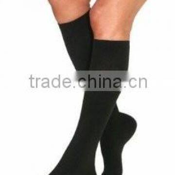 Woman knee high sock wholesale