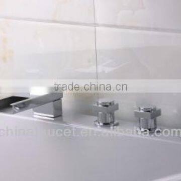 Bathtub Mixer With Plastic Handle Shower Q30045
