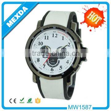 New Quartz Watch Stainless Steel Back Water Resistant Watches for Man