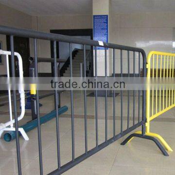 crowd control barriers