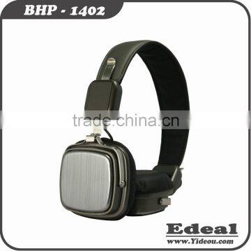 new arrival 2015 hot sales headphones with mic new products for teenagers