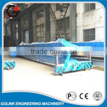 I type automatic container spreader loading and unloading containers