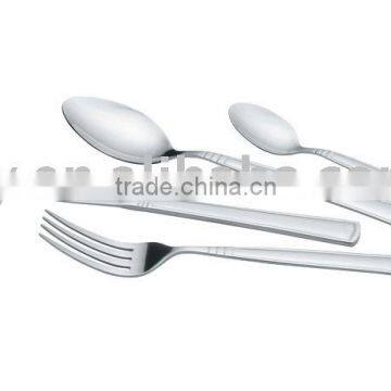 Stainless steel flatware set