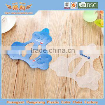 plastic beverage bottle handle