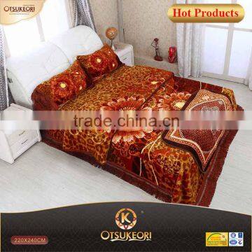 2016 Soft touch and classic design 5PC bedding sets for home and military.