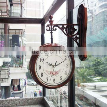 Double sides clock