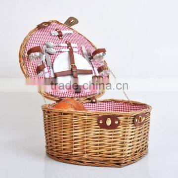 romantic picnic basket for 2peron