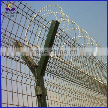 professional supplier v beam wire mesh fence panel for slammer