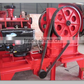 Mobile jaw crusher&vibrating screen with diesel engine