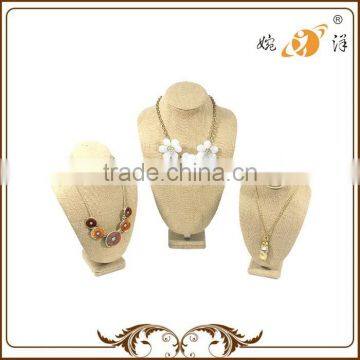 Supplier Different Sizes Silver Noble Display For Jewelry