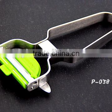 P038 kitchen utensil stainless steel Eco-friendly vegetable peeler with ruber fridge magnets