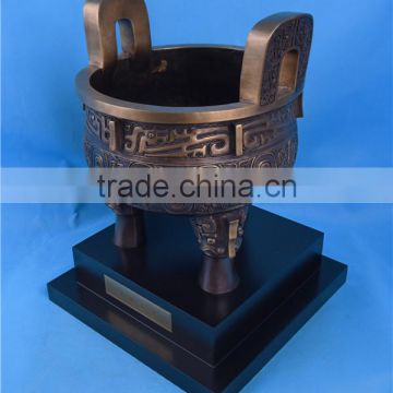 China style bronze tripod artwork/Chinese Classical Bronze tripod sculpture/Bronze Decoration