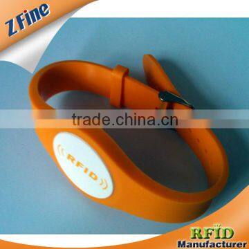 high quality fashional silicone wirstband with water proof