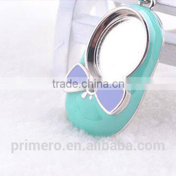 Creative Running Sport Keychain Epoxy Brazil Mini Slippers Shoe Key Chain photo-5