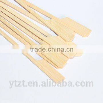 Flat wooden skewers