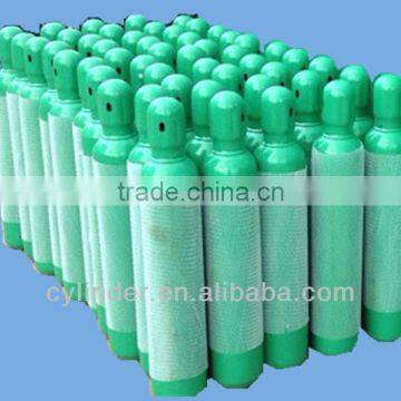 small oxygen gas cylinders