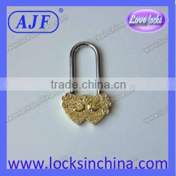 Beautiful Double swan Heart Love Padlock for festive gifts