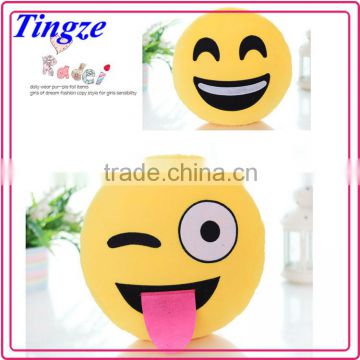 Factory wholesale hot lovely 100% cotton soft decorative QQ emoji pillow