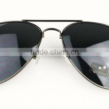 Italy Designer Brand Yiwu Wholesale Metal Sunglasses photo-5