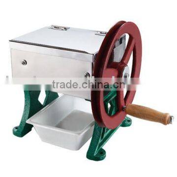Hand meat cutter