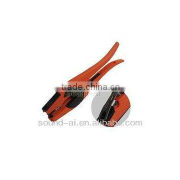 Ear tag applicator
