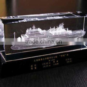 2016 fashion design new ship model crystal cube