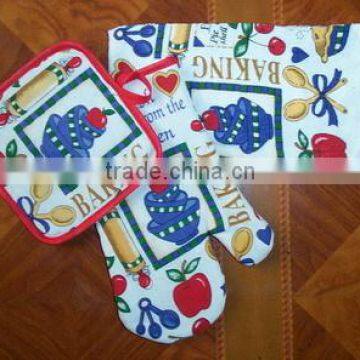 3 pcs silk screen print cotton kitchen towel and pot holder oven mitten set