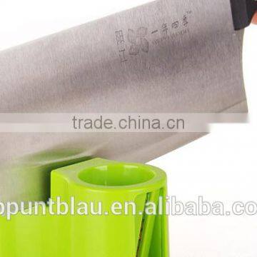 Kitchen Vegetable Fruit Slicer Multifunctional Peeler photo-2