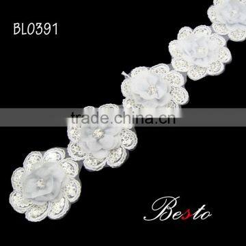 Wholesale vintage white sequin fabric flower trim for lady