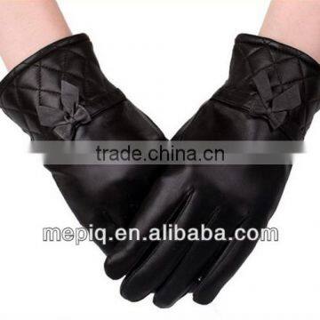 fashion design lady's leather gloves