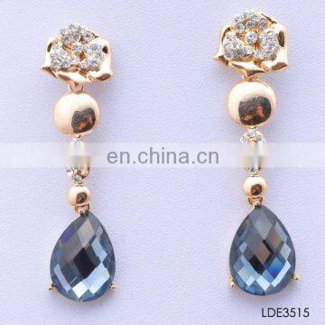 Russia exquisite style teardrop gem earring