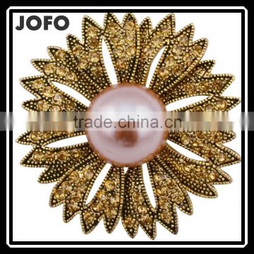 Fashion Design Best Quality Cheap Crystal Wedding Brooch Bulk Rhinestone Brooch Classical