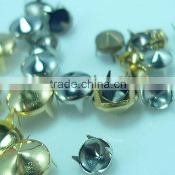 Metal pyramid alloy rivet for shoes