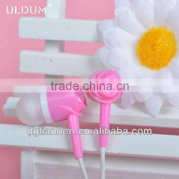 ULDUM 2013 two sound outlet super silicone plastic earphone and headphone with mic for calling up and listening to music