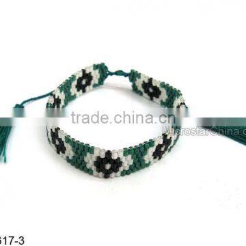 Best Selling Seed Bead Handmade Macrame Bracelet